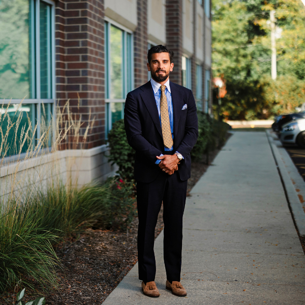 <b>Dr. Dino Mendez</b><br>
Dr. Dino Mendez, a double board-certified plastic surgeon, is widely recognized for bringing world-class expertise and compassionate care to the Naperville community.