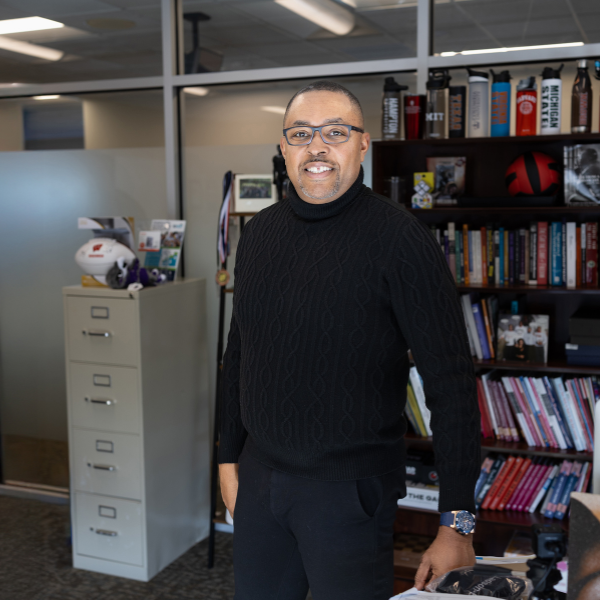 <b>One City Schools</b><br>
One City Schools provide longer school days, year-round calendars, two teachers per classroom and a two-generation approach to strengthen families.