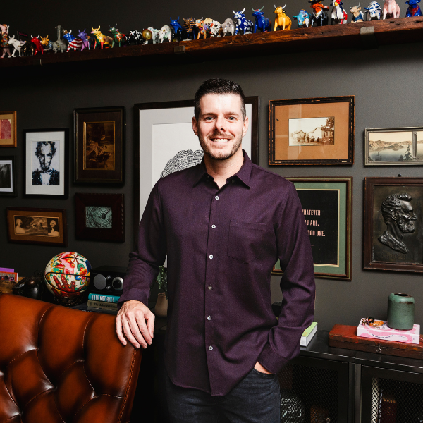 <b>Punchmark Studios</b><br>
Michael Brown of Punchmark Studio is a creative consultant who helps businesses communicate with clarity, confidence and purpose.