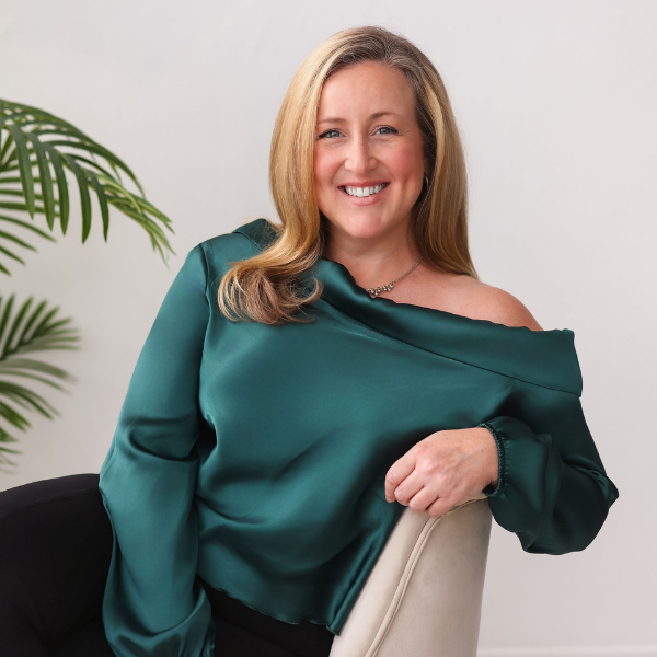 <b>Katie O’Brien Photography</b><br>Katie O’Brien is the award‑winning photographer behind Katie O’Brien Photography, known for creating headshots and branding portraits that help professionals show up with confidence, authenticity and a strong sense of self. 